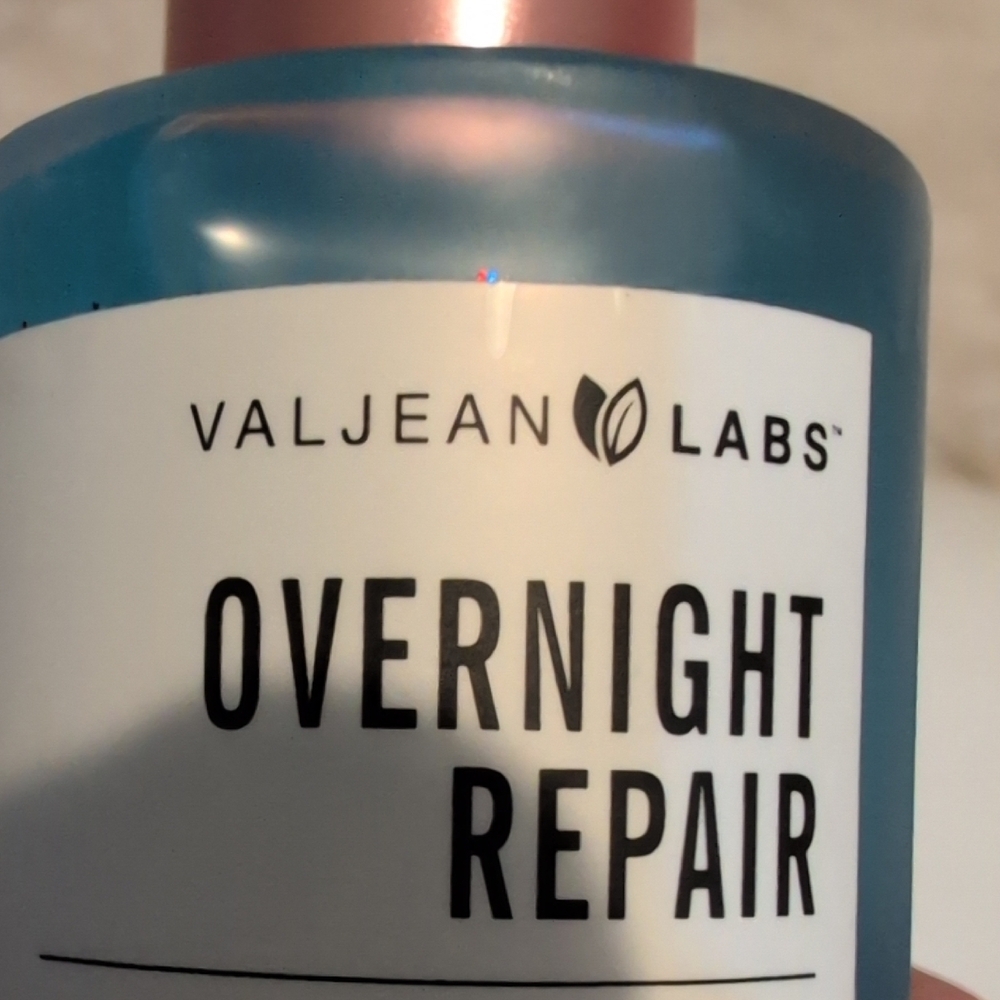 Overnight Repair Facial Oil - Blue - Picture 2 of 4